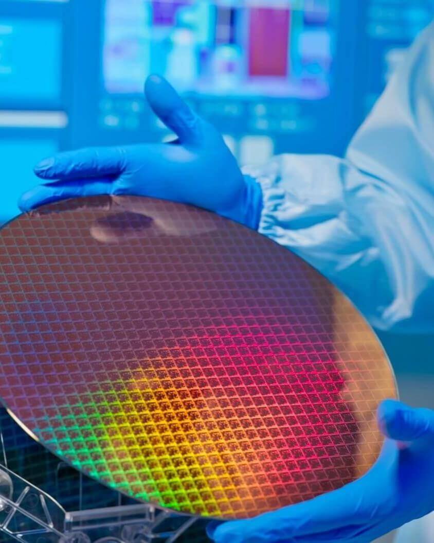 Semiconductor Equipment Service Solutions | Shyft Global Services
